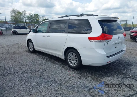 2011 Toyota Sienna Xle V6 from USA, damaged, VIN 5TDYK3DC6BS172939